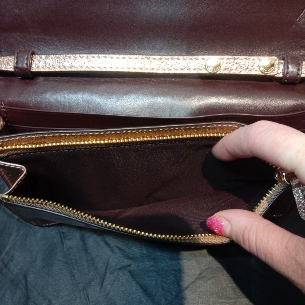🎉Host Pick🎉COACH Hayden Crossbody Clutch in Rose Gold - Picture 6 of 8